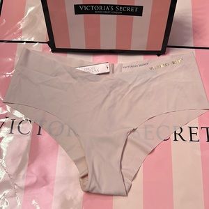 Victoria’s Secret gold logo no show panty cream light pink